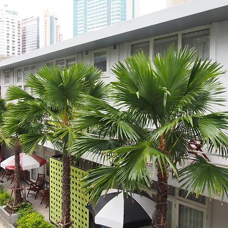 Retroasis Hotel Bangkok Luaran gambar
