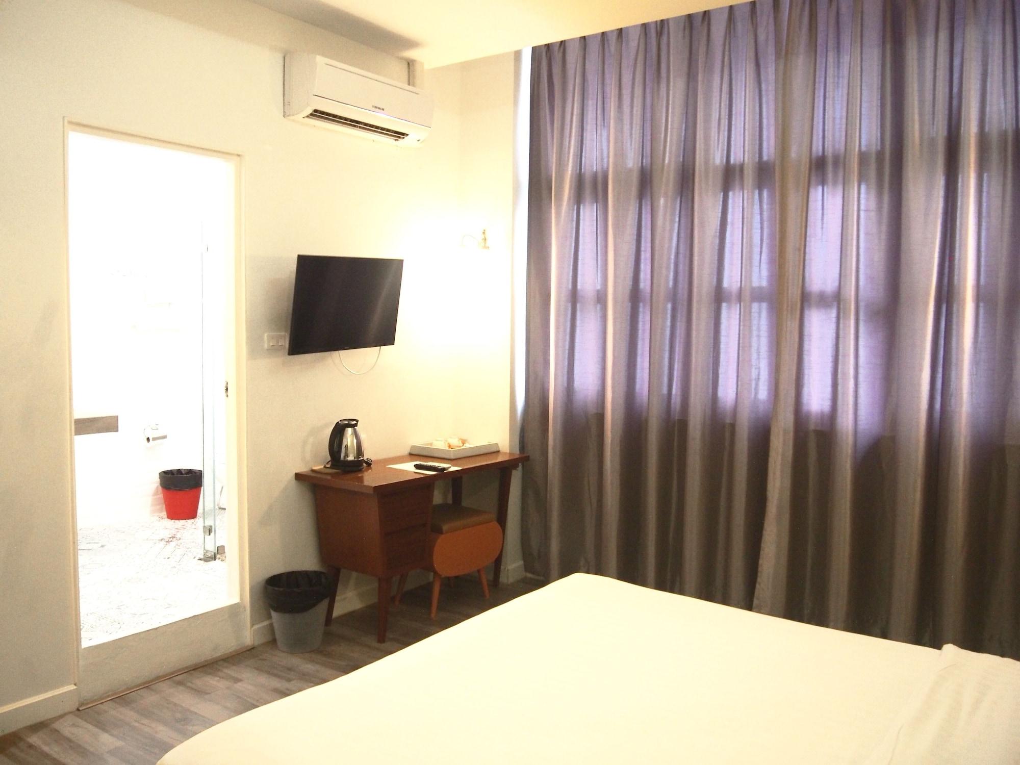 Retroasis Hotel Bangkok Luaran gambar