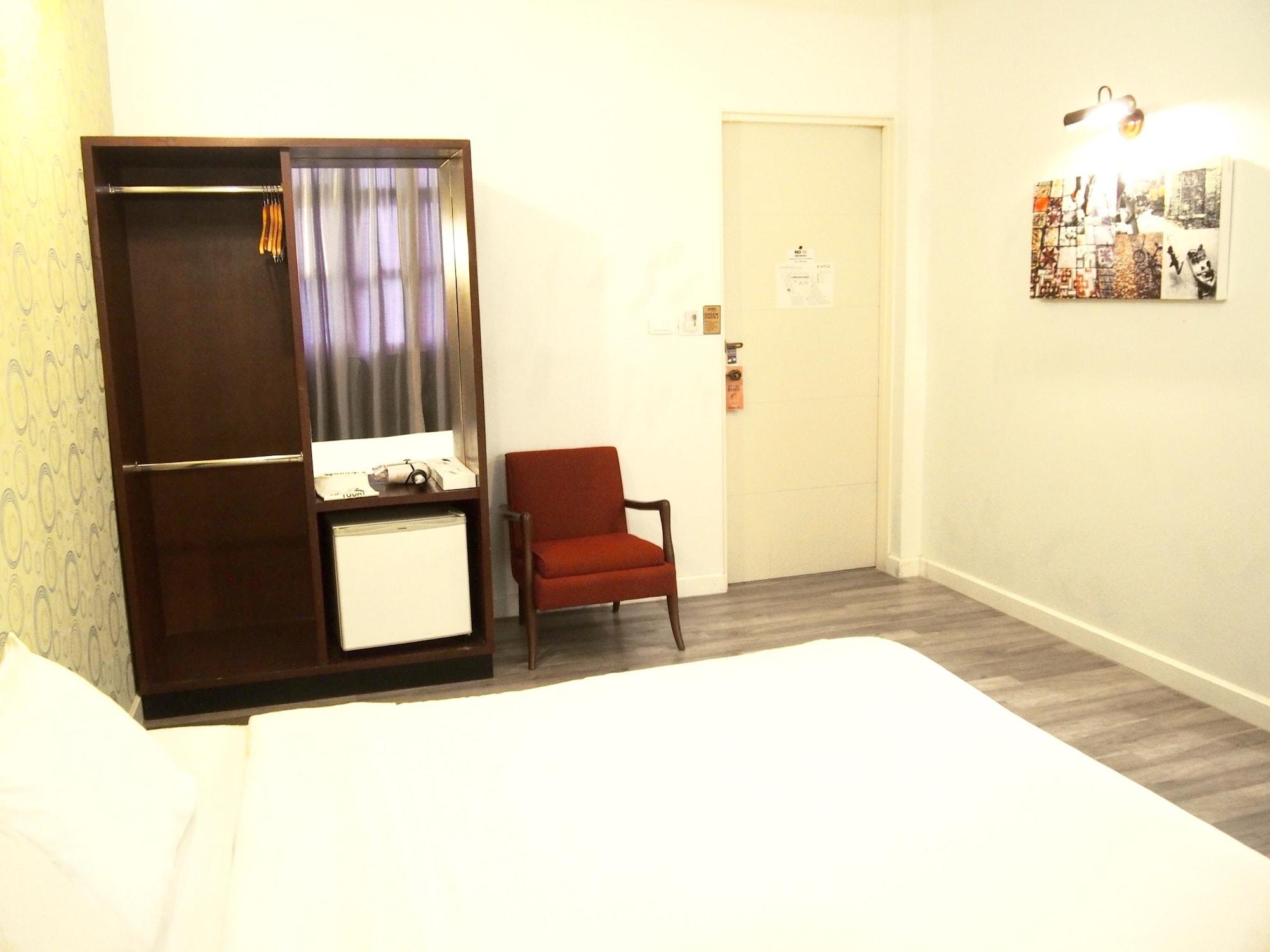 Retroasis Hotel Bangkok Luaran gambar