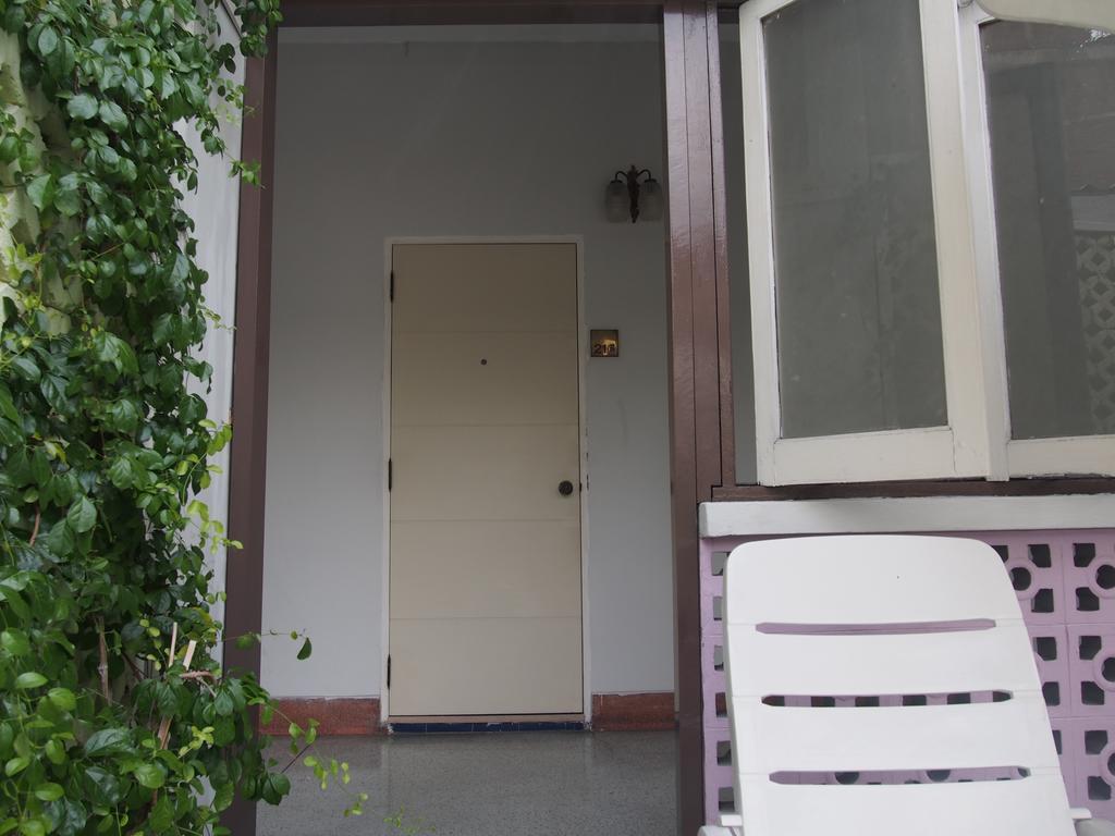 Retroasis Hotel Bangkok Luaran gambar